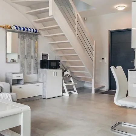 Prestige House Apartament - 2 Sypialnie Z Ogrodkiem I Basenem Pobierowo Zewnętrze zdjęcie