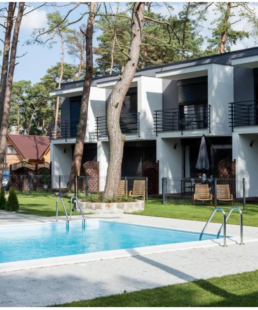 Prestige House - 2 Sypialnie Z Ogrodkiem I Basenem Apartment Pobierowo