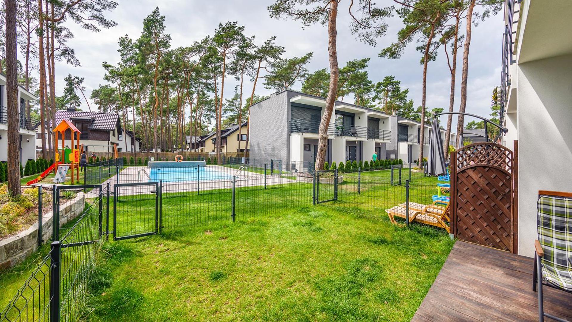 Prestige House - 2 Sypialnie Z Ogrodkiem I Basenem Apartment Pobierowo